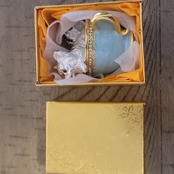 Teacup Puppy Jewelry Holder - Picture 6 of 9